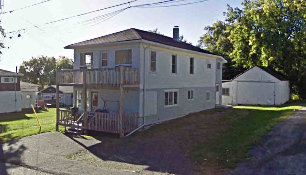 real-estate-investor-duplex